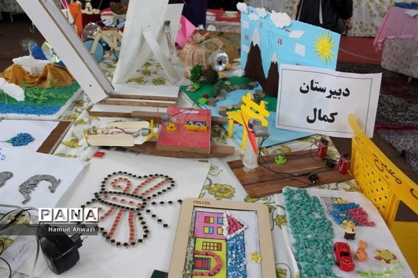 نمایشگاه  دستاوردهای دانش‌آموزان شهرستان بوشهر-۱