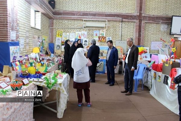 نمایشگاه دستاوردهای دانش‌آموزان شهرستان بوشهر-۲