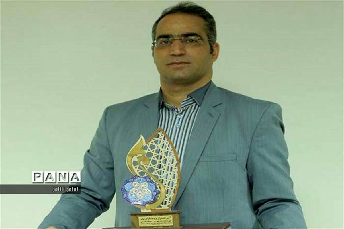 فرهنگی کاشانی به عنوان پژوهشگر برتر  انتخاب شد