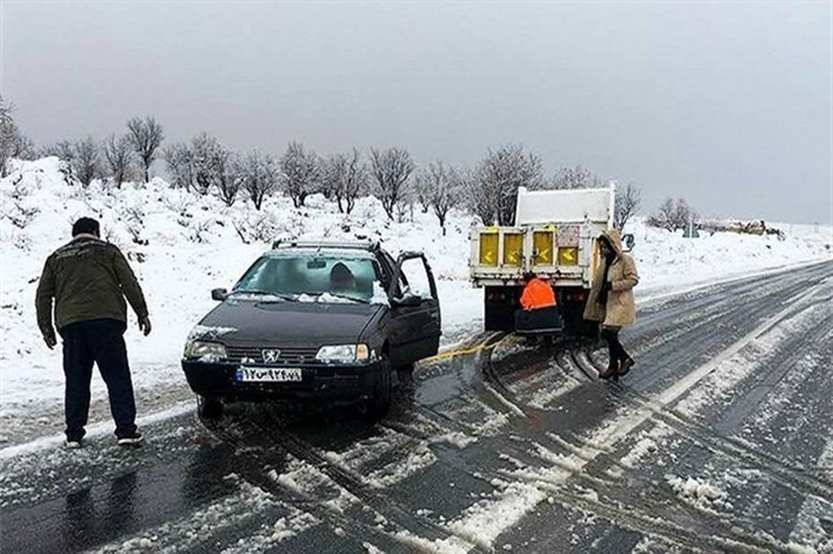 برف و باران در محورهای 16 استان