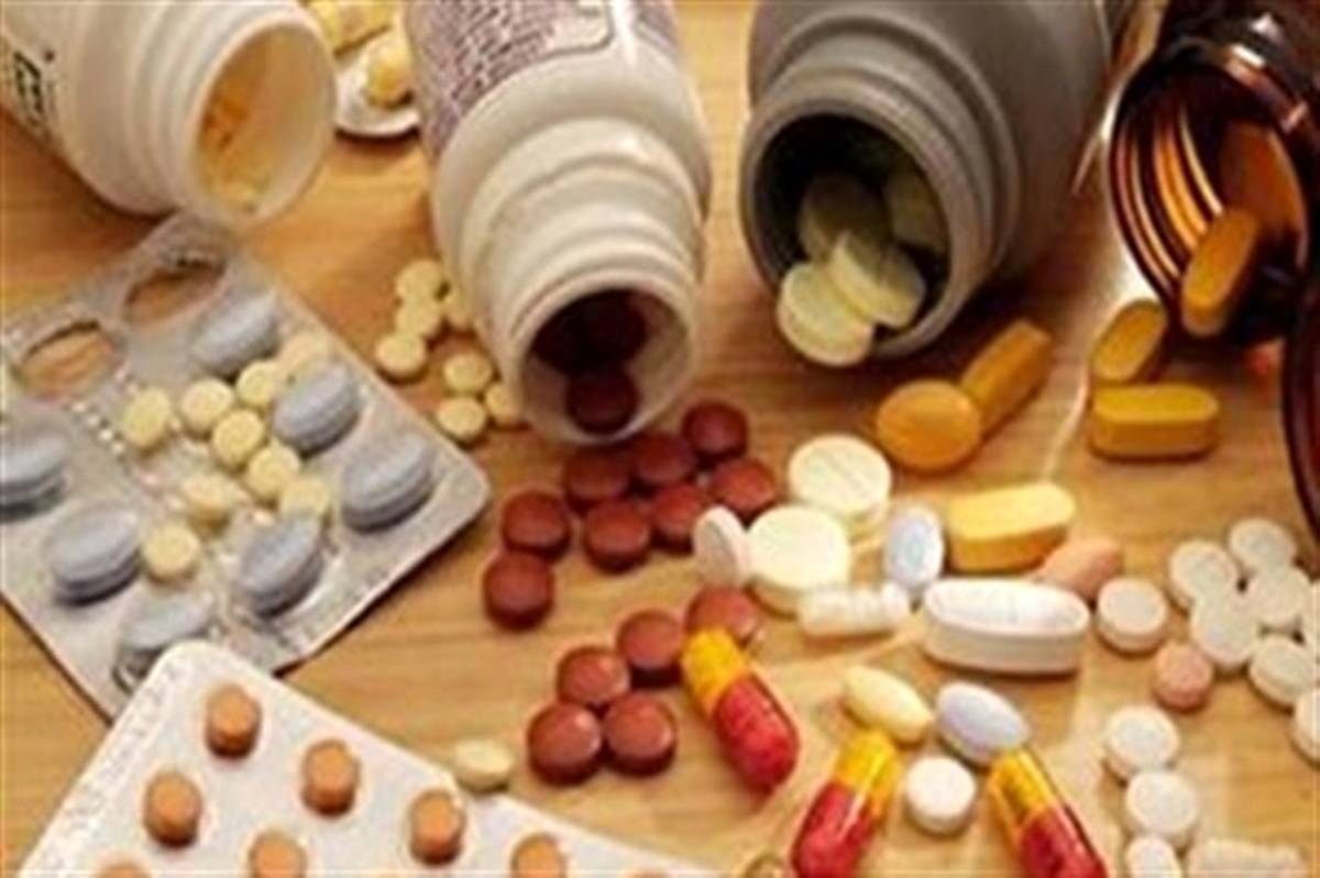سرپرست وزارت بهداشت:  اصلاح قیمت دارو مشروط به تقبل هزینه‌ها از سوی بیمه‌هاست