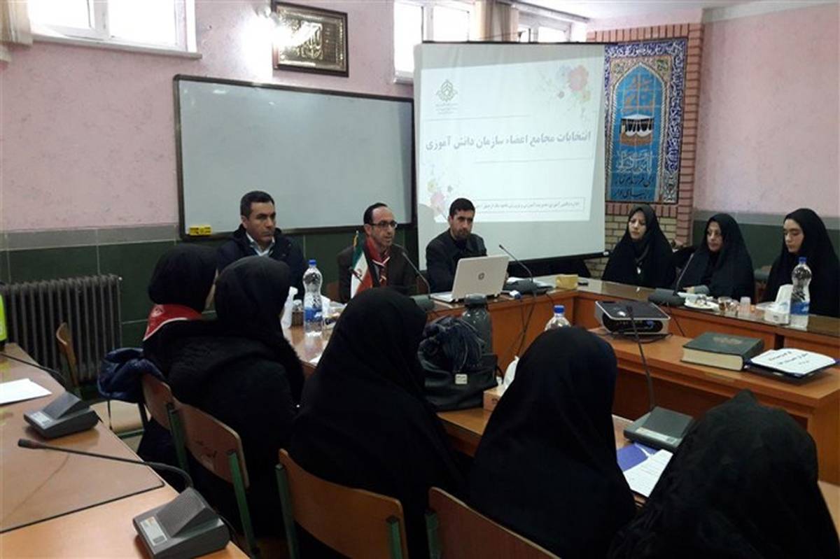 برگزاری انتخابات مجامع دانش آموزی درناحیه یک اردبیل