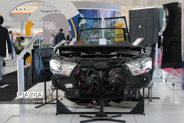 سومین نمایشگاه بین المللی خودرو در شهر آفتاب تهران