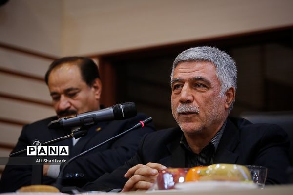 نشست بازخوانی دستاوردهای چهل ساله انقلاب شکوهمند اسلامی در حوزه تربیت بدنی و سلامت وزارت آموزش و پرورش