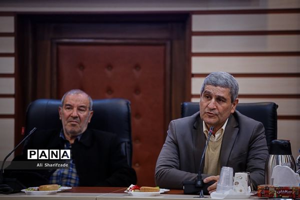 نشست بازخوانی دستاوردهای چهل ساله انقلاب شکوهمند اسلامی در حوزه تربیت بدنی و سلامت وزارت آموزش و پرورش