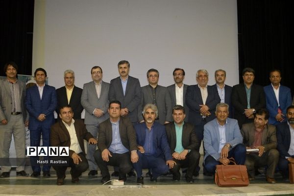 گردهمایی کارشناسان و مدیران مدارس متوسطه نظری استان بوشهر