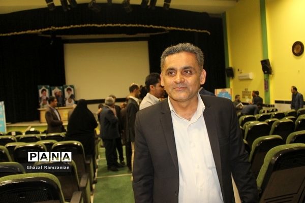گردهمایی کارشناسان و مدیران مدارس متوسطه نظری استان بوشهر