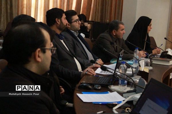 هشتمین جلسه شورای آموزش و پرورش استان با حضور استاندار آذربایجان شرقی