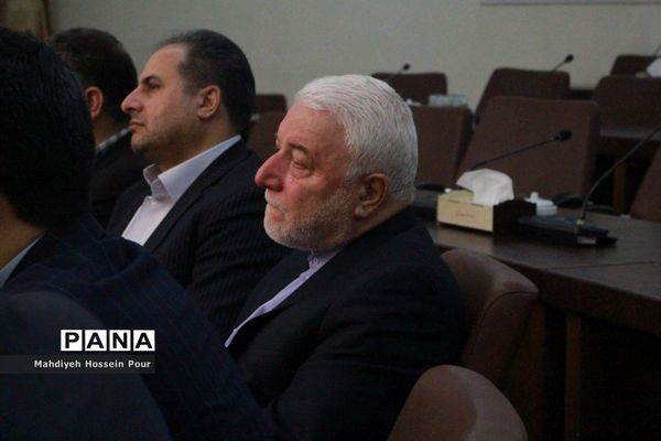 هشتمین جلسه شورای آموزش و پرورش استان با حضور استاندار آذربایجان شرقی