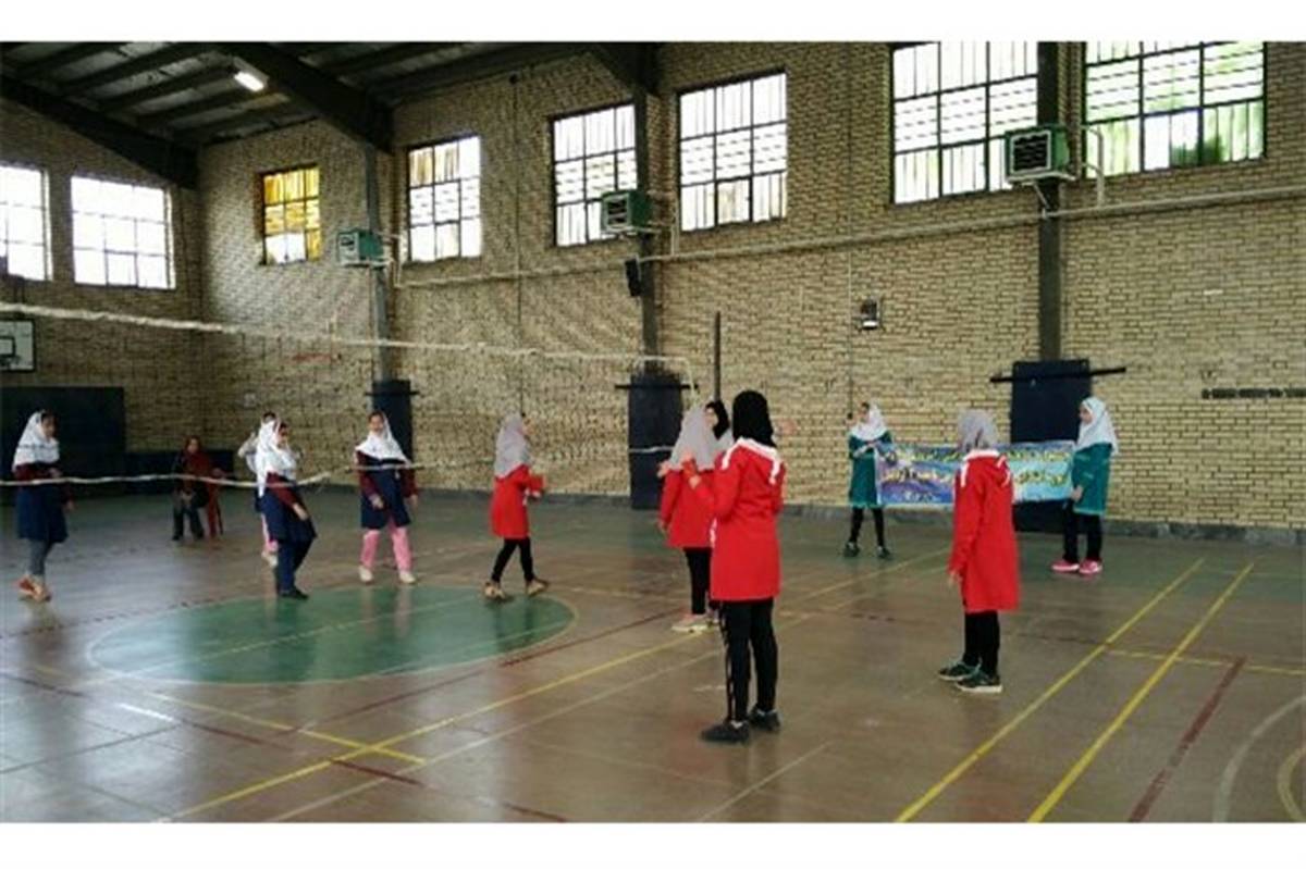 برگزاری مسابقات والیبال آموزشگاهی دختران ناحیه 2 اردبیل
