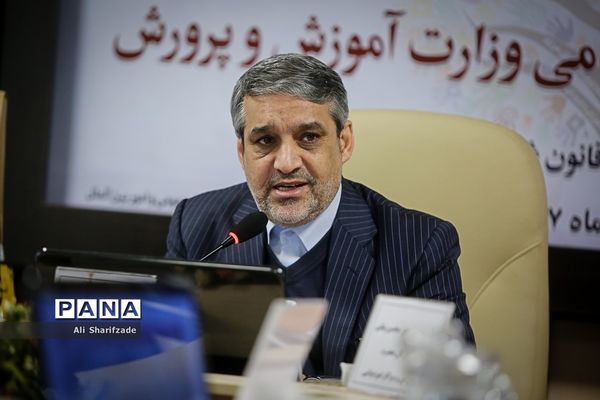 نشست خبری رئیس سازمان مدارس و مراکز غیردولتی
