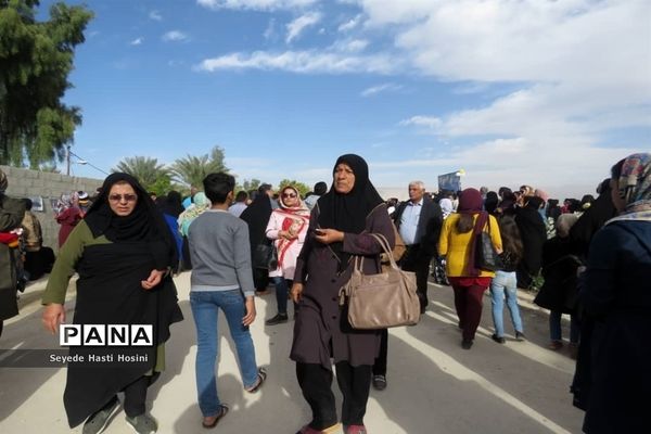 جشنواره گل نرگس در نوآباد  شهرستان مهر