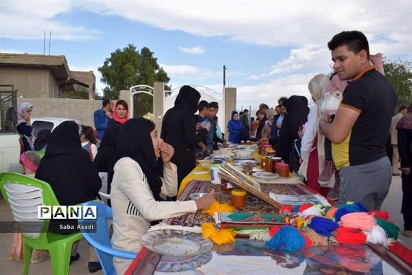 جشنواره گل نرگس در نوآباد  شهرستان مهر