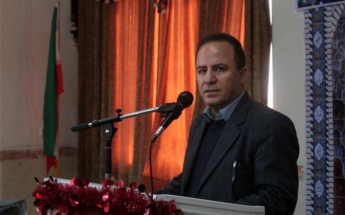 مدیر آموزش و پرورش آذرشهر: تربیت تک بعدی آسیب زا است