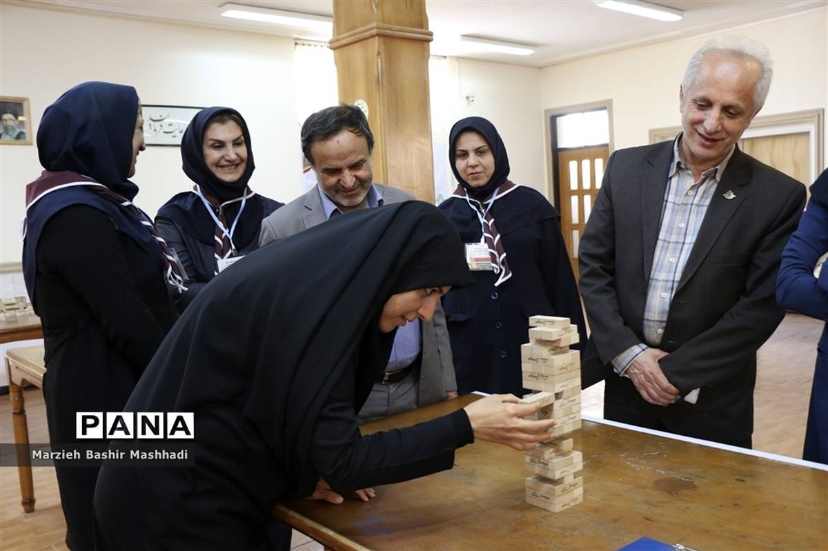 بازدید مسئولان استان فارس از روند برگزاری چهارمین دوره المپیاد استانی بازی‌های فکری سرگرمی در شیراز