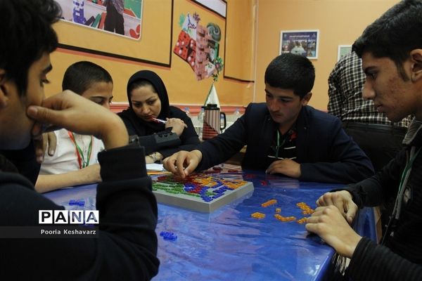 رقابت بیش از ۴۵۰ دانش آموز پسر مقطع متوسطه در شیراز