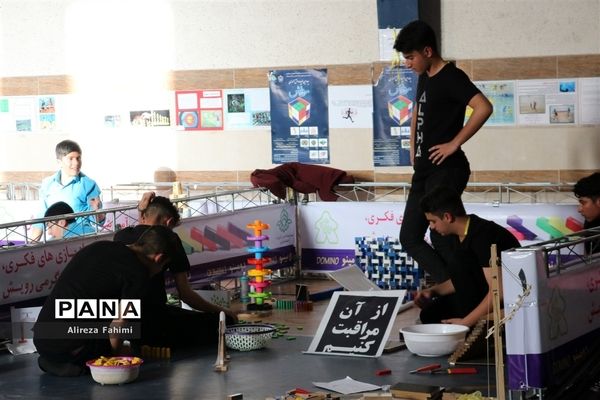 رقابت بیش از ۴۰ تیم دومینوتاپلینگ گروه پسران در چهارمین دوره از المپیاد بازی‌های فکری سرگرمی در فارس