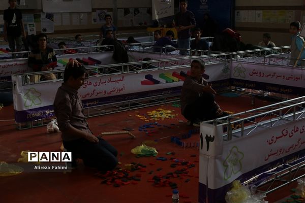 رقابت بیش از ۴۰ تیم دومینوتاپلینگ گروه پسران در چهارمین دوره از المپیاد بازی‌های فکری سرگرمی در فارس