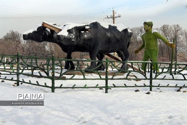 یک روز برفی در پارک گللر باغی ارومیه