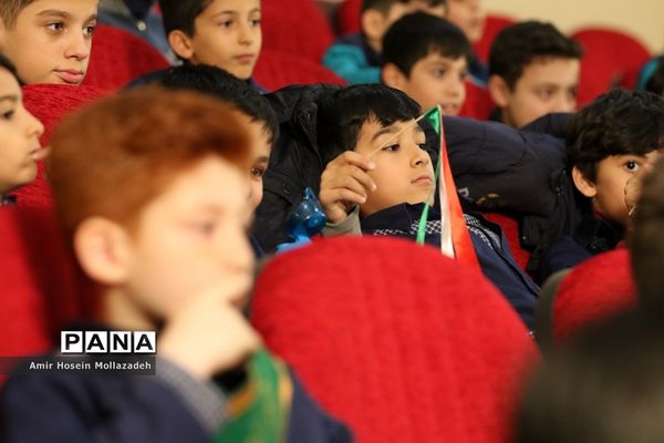 ضبط برنامه کودک در کانون پرورش فکری کودکان و نوجوانان آذربایجان غربی