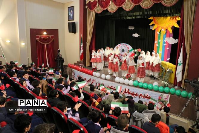 ضبط برنامه کودک در کانون پرورش فکری کودکان و نوجوانان آذربایجان غربی