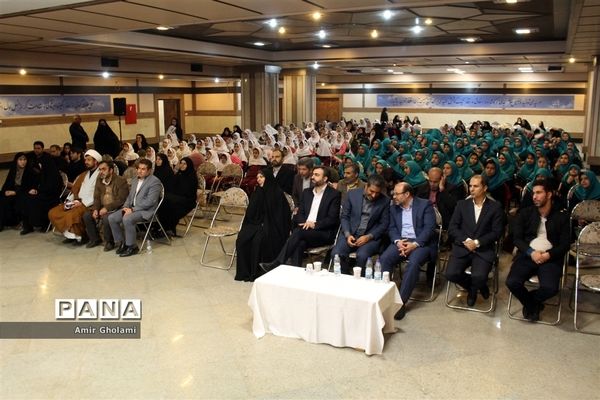 افتتاح کانون فرهنگی، تربیتی دانش‌آموزی امام خمینی (ره) در حرم امام راحل