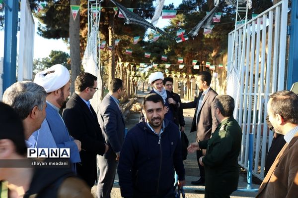 اعزام دانش‌آموزان شهر قدس به اردوی راهیان نور