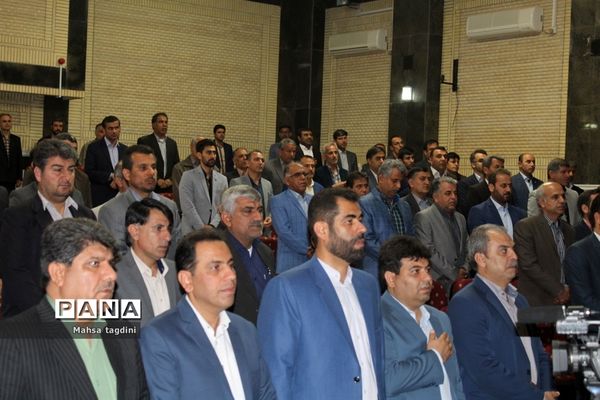 همایش تجلیل از طلایه‌داران فرهنگی در عرصه خیر و احسان در بوشهر-1