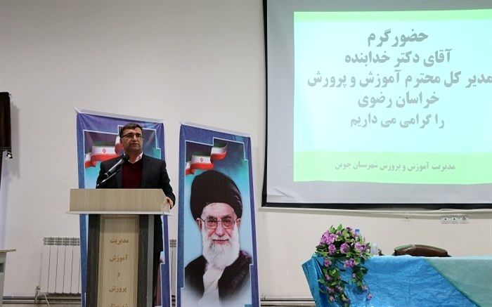 اگر مدیر مدرسه نگاهی تحولی داشته باشد قطعا آن مدرسه به سمت تعالی گام خواهد برداشت