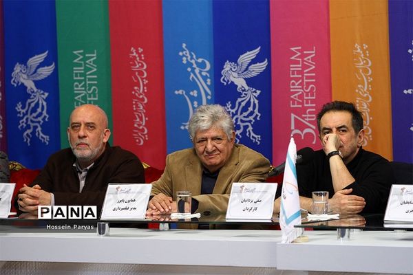 نشست‌های پرسش و پاسخ فیلم‌های سومین روز سی و هفتمین جشنواره فیلم فجر