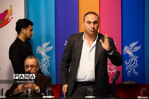 نشست‌های پرسش و پاسخ فیلم‌های سومین روز سی و هفتمین جشنواره فیلم فجر
