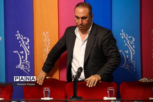 نشست‌های پرسش و پاسخ فیلم‌های سومین روز سی و هفتمین جشنواره فیلم فجر