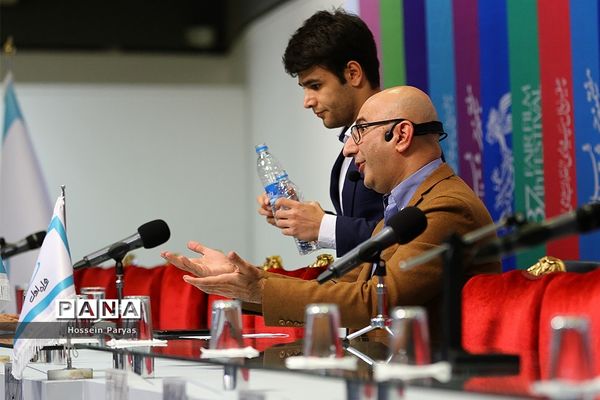 نشست‌های پرسش و پاسخ فیلم‌های سومین روز سی و هفتمین جشنواره فیلم فجر