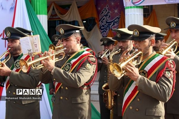 آیین استانی نواختن زنگ انقلاب در دبیرستان ستایش ناحیه یک اهواز