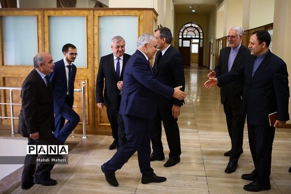 دیدار نماینده ویژه رئیس جمهور روسیه در امور سوریه با دستیار ارشد وزیر امورخارجه