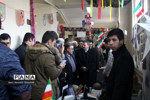 هفتمین نمایشگاه مدرسه انقلاب در تبریز