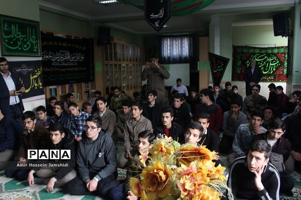 هفتمین نمایشگاه مدرسه انقلاب در تبریز