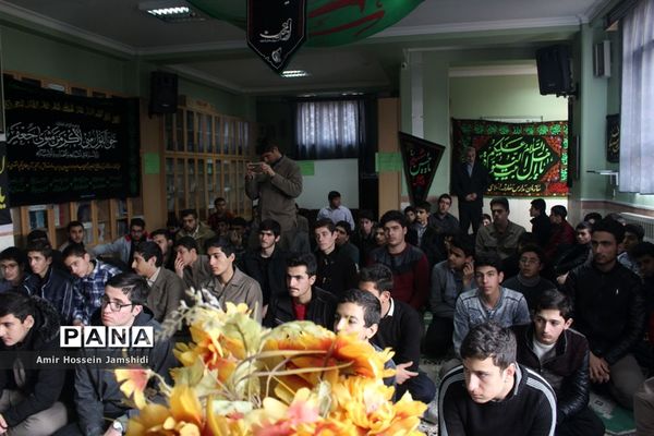 هفتمین نمایشگاه مدرسه انقلاب در تبریز