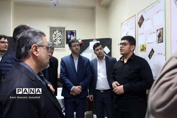 هفتمین نمایشگاه مدرسه انقلاب در تبریز