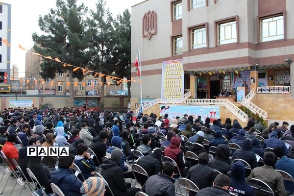 نواخته شدن زنگ انقلاب اسلامی در بهارستان