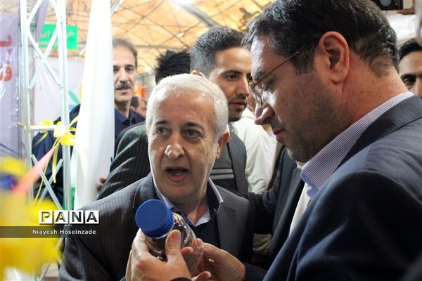 افتتاح نمایشگاه دستاورد‌های چهل‌ساله انقلاب اسلامی