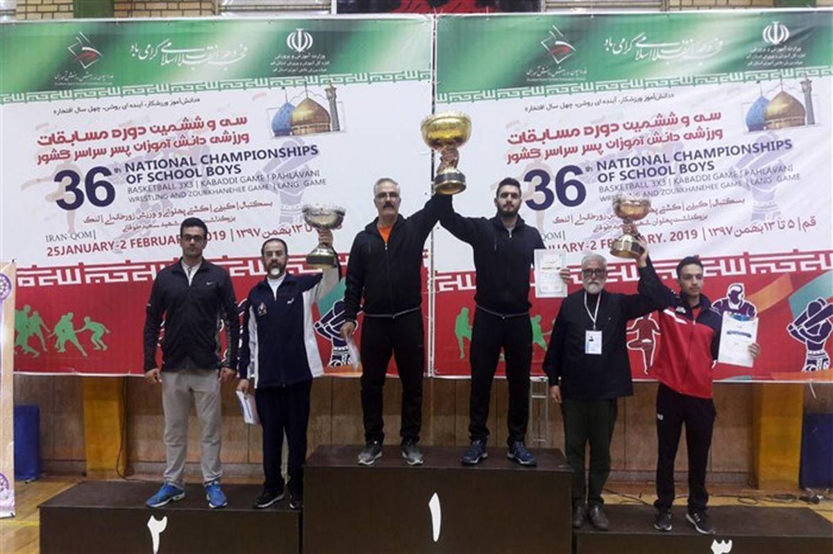 معاون تربیت بدنی و سلامت آموزش و پرورش کردستان: دانش آموزان استان قهرمان  ورزش های زورخانه ای و کشتی پهلوانی کشور شدند