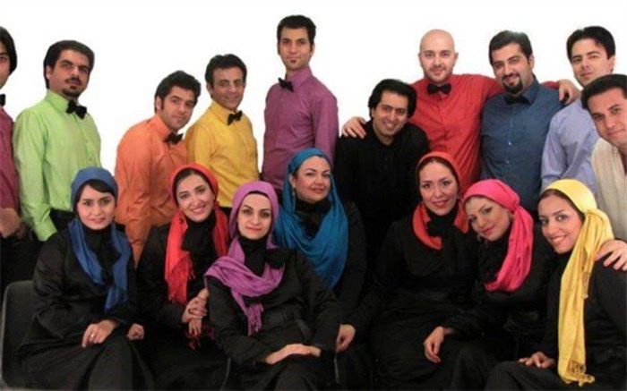 اجرای گروه آوازی تهران در  سی‌وچهارمین جشنواره موسیقی فجر