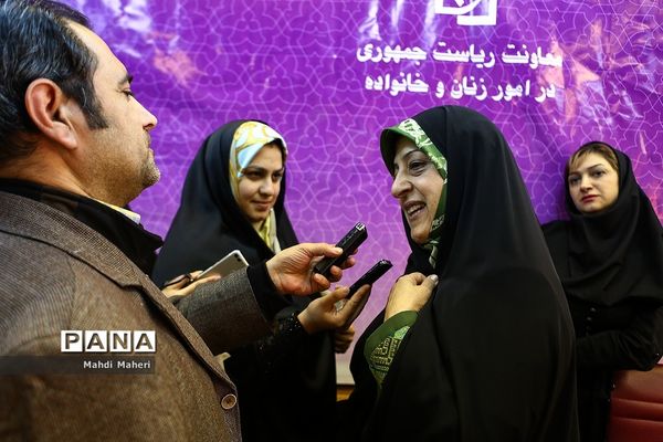 نشست خبری ابتکار در آستانه چهلمین سالگرد پیروزی انقلاب اسلامی