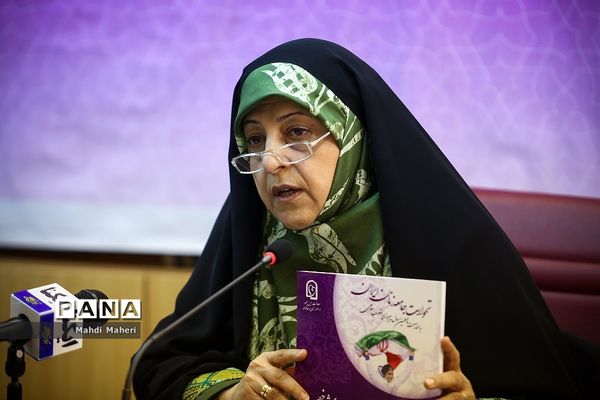 نشست خبری ابتکار در آستانه چهلمین سالگرد پیروزی انقلاب اسلامی