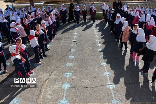 بازدید و ارزیابی مسئولان سازمان دانش‌آموزی مرکز از فعالیت های شهرستان مهدیشهر