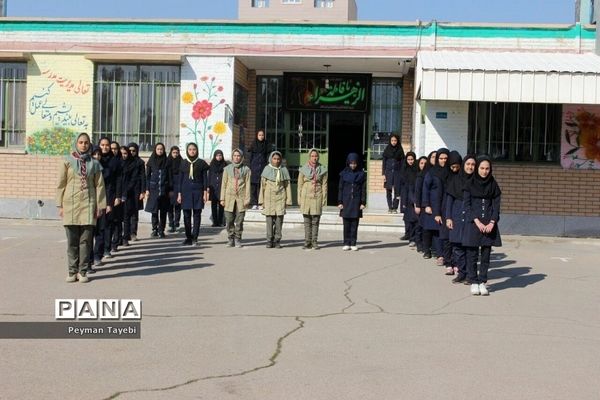 بازدید و ارزیابی مسئولان سازمان دانش‌آموزی مرکز از فعالیت‌های شهرستان سمنان