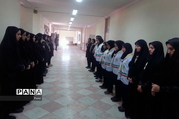 مراسم سوگواری ایام فاطمیه اعضای تشکل پیشتازان دبیرستان خدیجه کبری(س) سراب