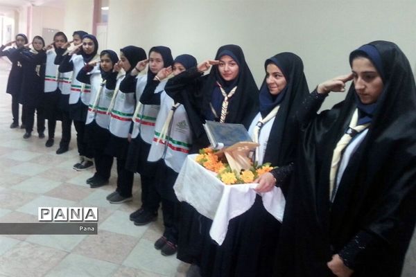 مراسم سوگواری ایام فاطمیه اعضای تشکل پیشتازان دبیرستان خدیجه کبری(س) سراب