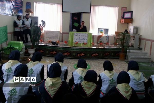 مراسم سوگواری ایام فاطمیه اعضای تشکل پیشتازان دبیرستان خدیجه کبری(س) سراب